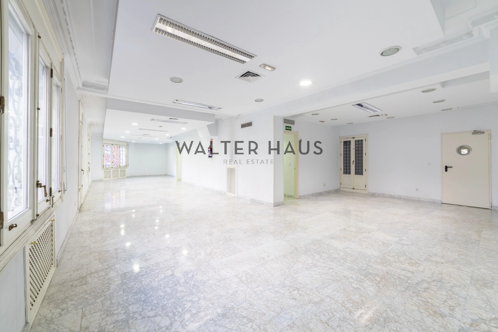 Piso exterior en venta a reformar y segregable en Chamberí, Madrid