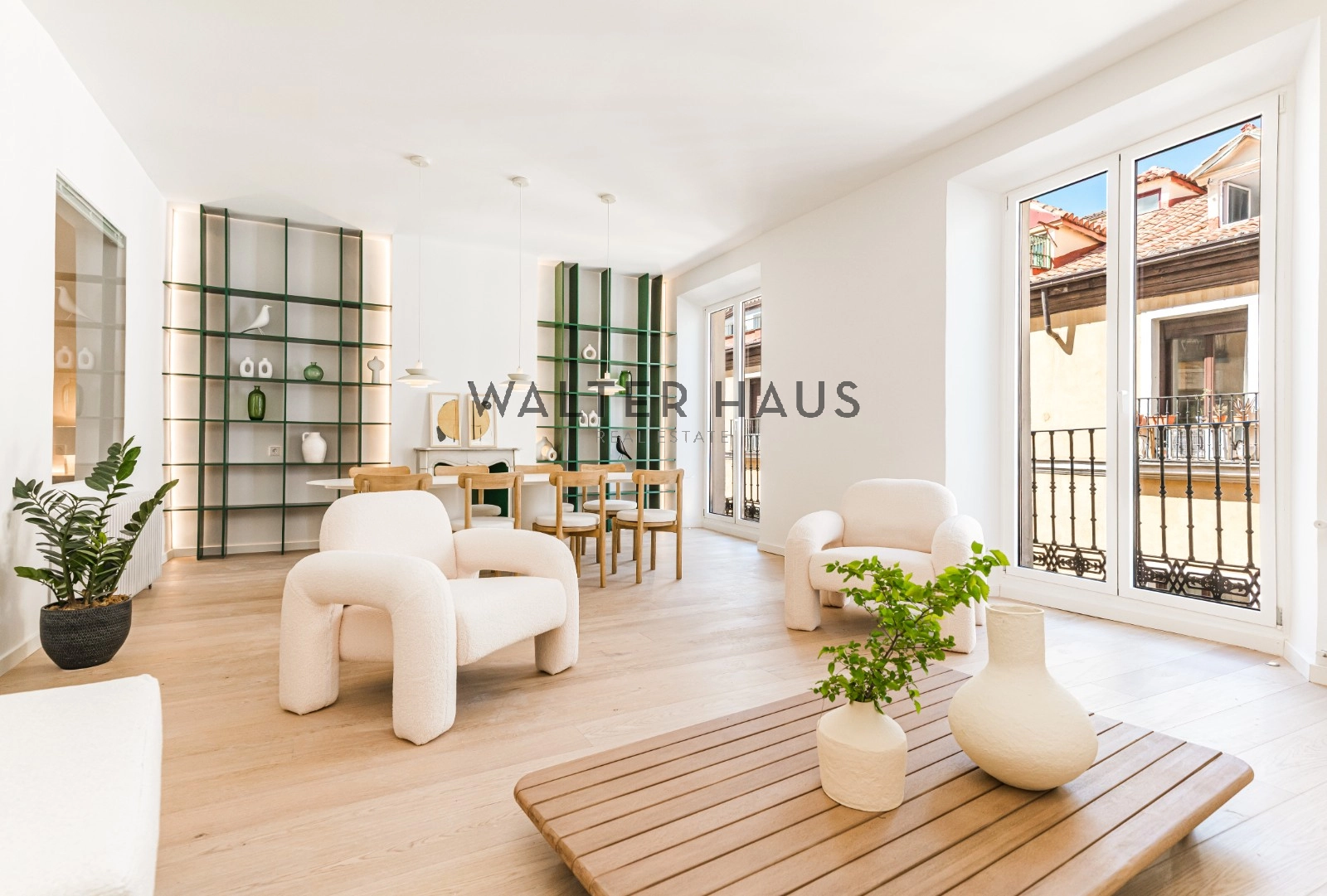 3-bed penthouse with terrace in Malasana, Centro